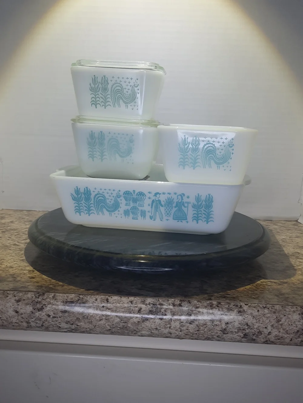 Pyrex Butterprint Refrigerator Ser